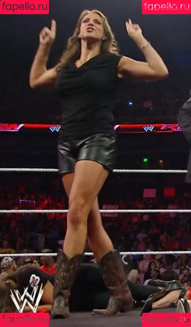 Stephanie McMahon Onlyfans Photo Gallery 