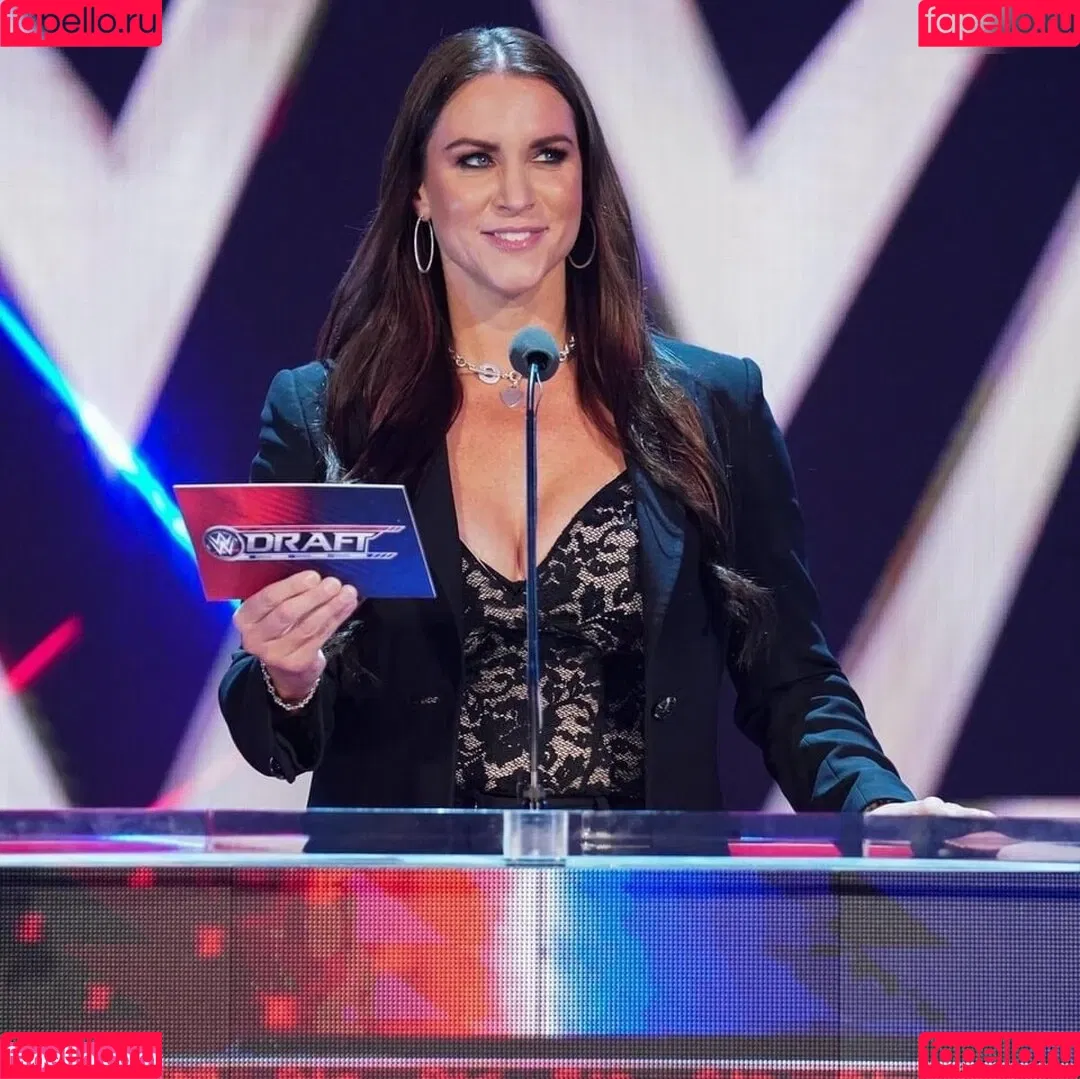 Stephanie McMahon Onlyfans Photo Gallery 