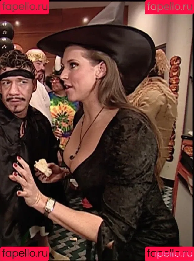 Stephanie McMahon Onlyfans Photo Gallery 