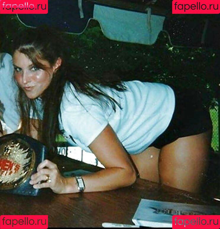 Stephanie McMahon Onlyfans Photo Gallery 