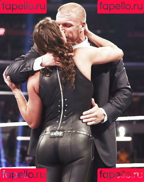 Stephanie McMahon Onlyfans Photo Gallery 