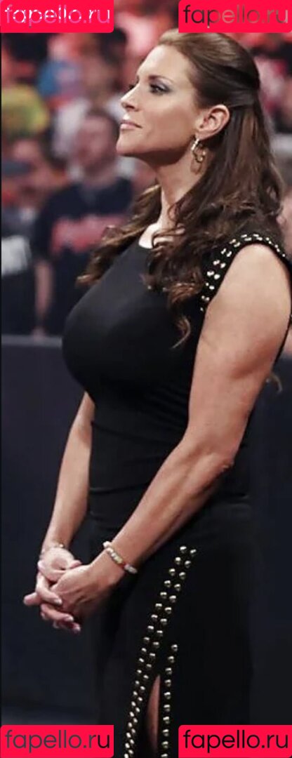Stephanie McMahon Onlyfans Photo Gallery 