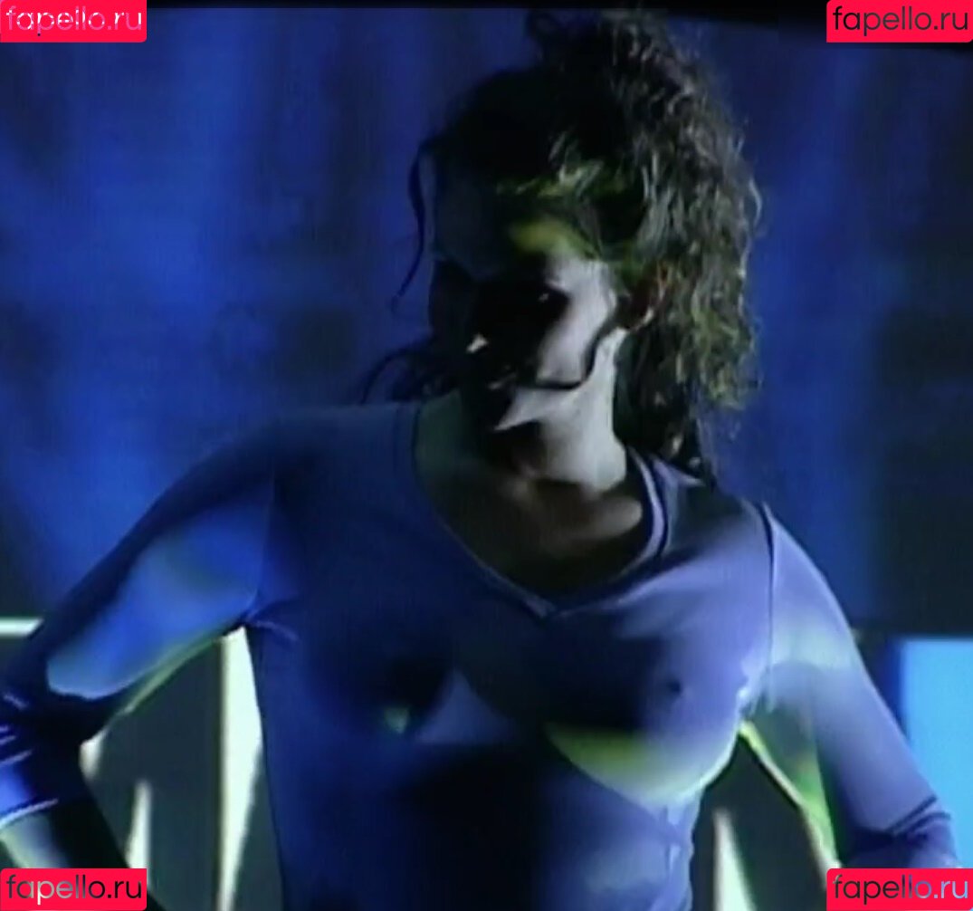 Stephanie McMahon Onlyfans Photo Gallery 