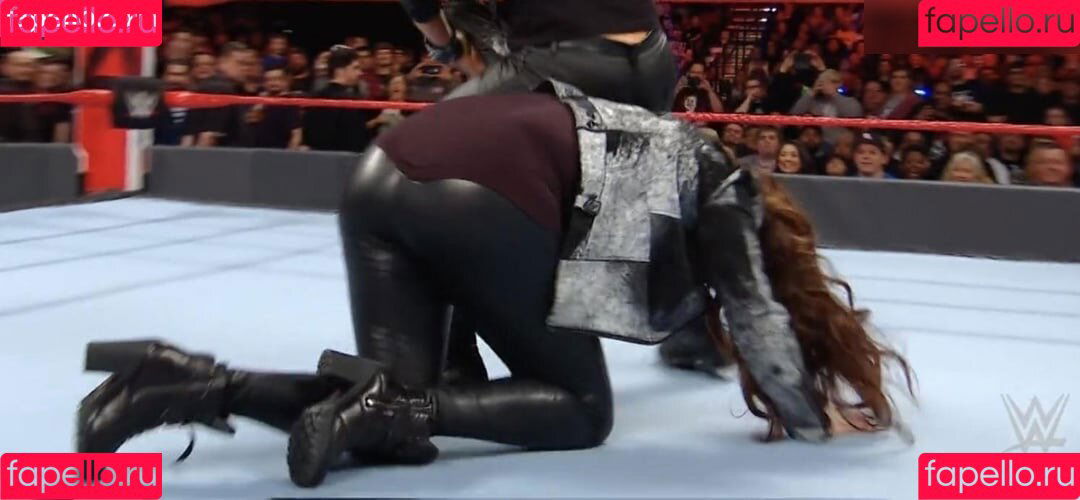 Stephanie McMahon Onlyfans Photo Gallery 