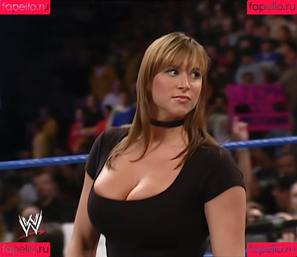 Stephanie McMahon Onlyfans Photo Gallery 