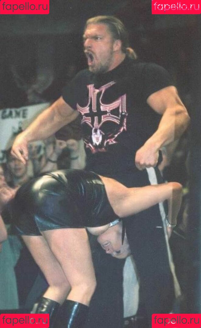 Stephanie McMahon Onlyfans Photo Gallery 