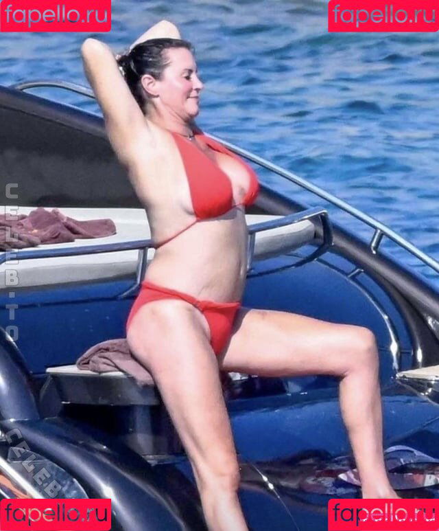 Stephanie McMahon Onlyfans Photo Gallery 