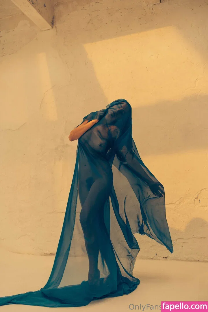 mon_iry Onlyfans Photo Gallery 