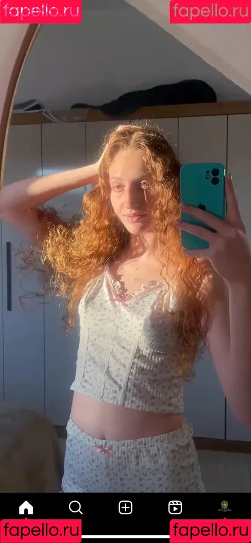 Lavínia Tiburski Onlyfans Photo Gallery 