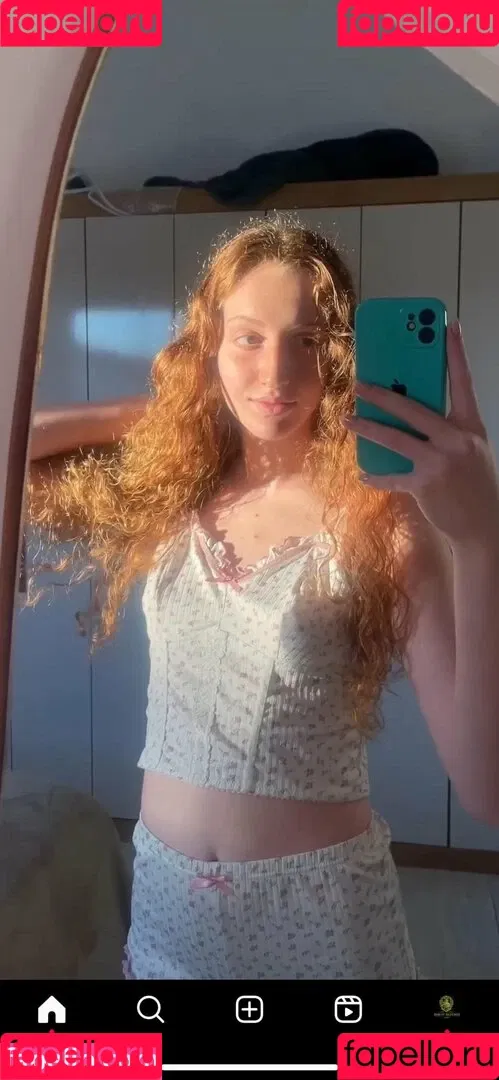 Lavínia Tiburski Onlyfans Photo Gallery 