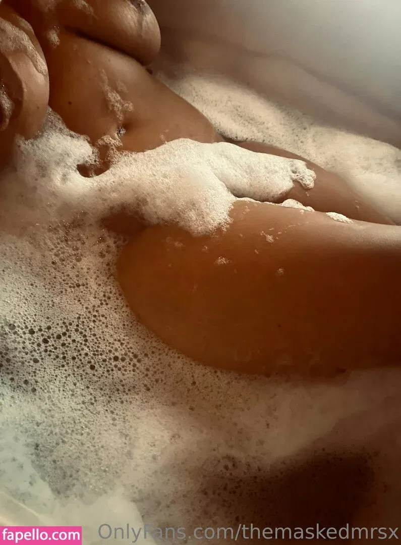 themaskedmrsx Onlyfans Photo Gallery 