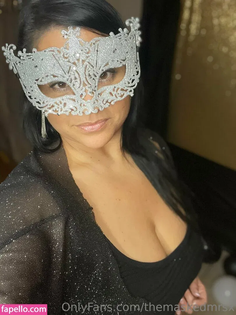 themaskedmrsx Onlyfans Photo Gallery 
