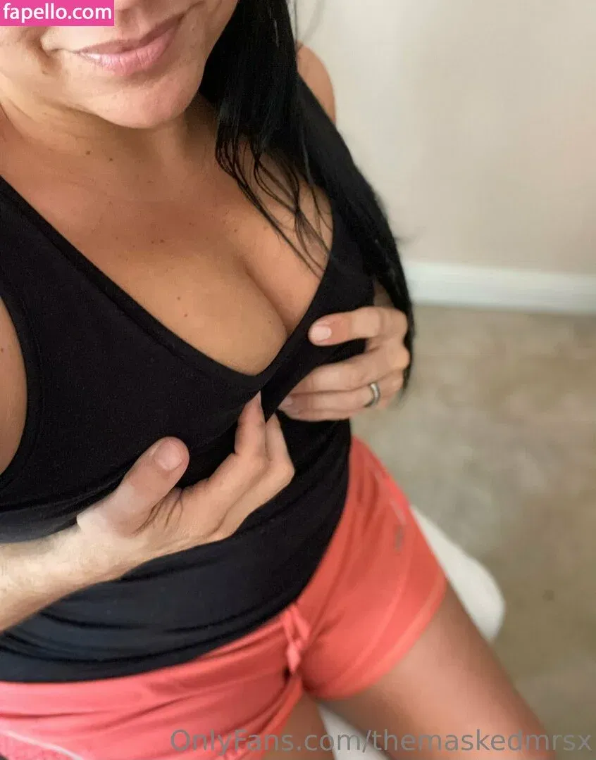 themaskedmrsx Onlyfans Photo Gallery 
