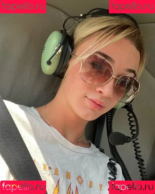 Stella Samore Onlyfans Photo Gallery 