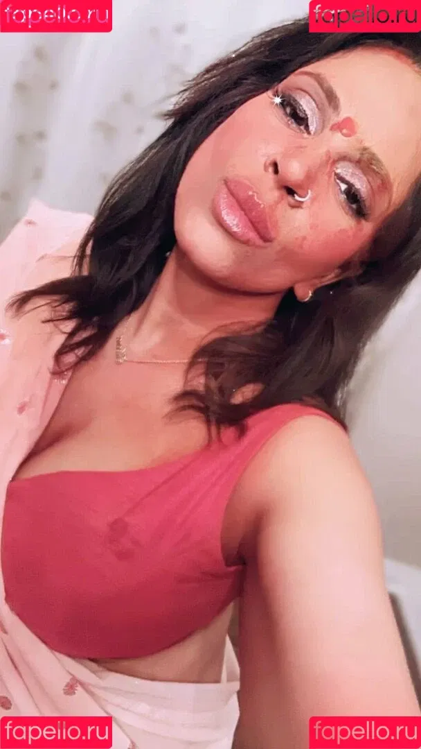 Minakshie Sethii Onlyfans Photo Gallery 
