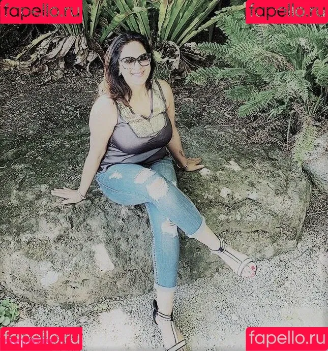 Minakshie Sethii Onlyfans Photo Gallery 