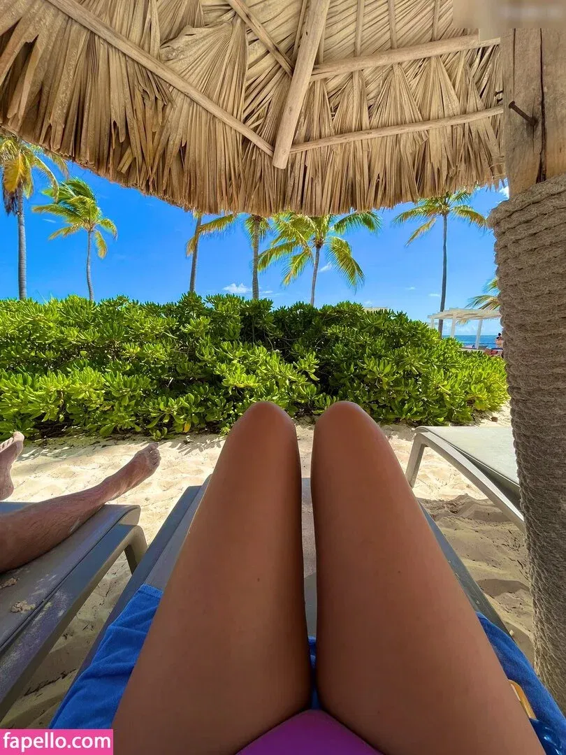 JustBecci / beccisplayground Onlyfans Photo Gallery 