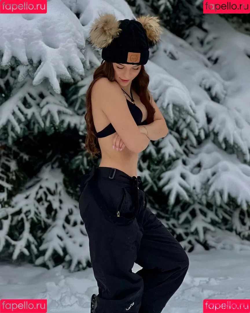 Sroka Onlyfans Photo Gallery 