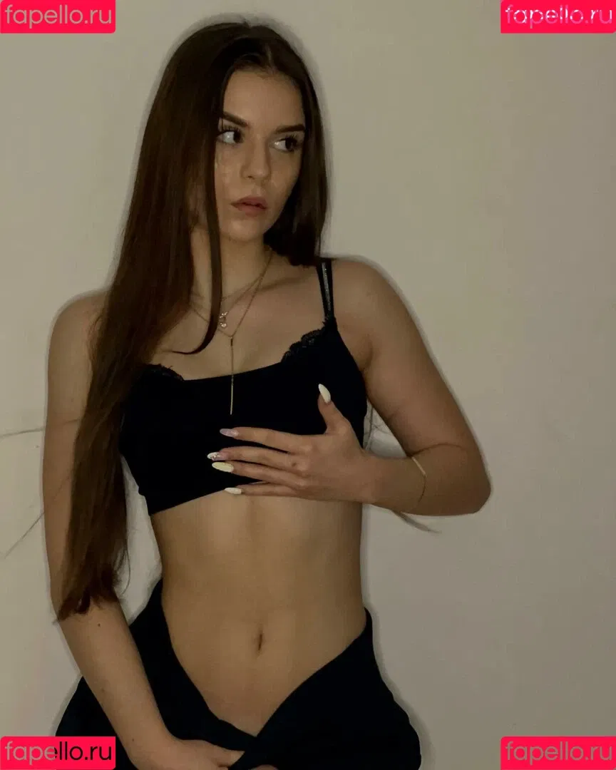 Sroka Onlyfans Photo Gallery 