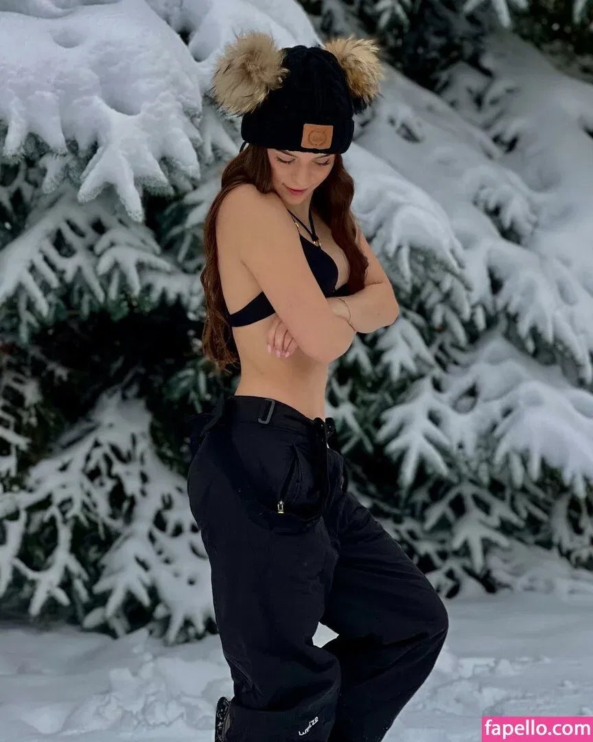 Sroka Onlyfans Photo Gallery 