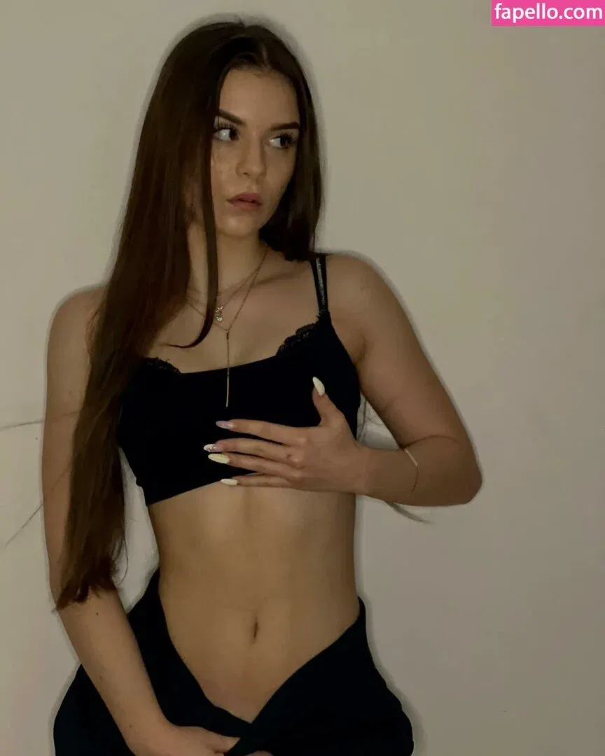 Sroka Onlyfans Photo Gallery 