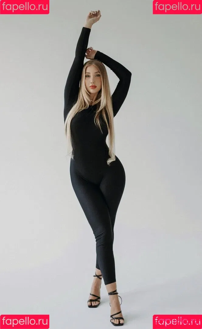Tami Tilgner Onlyfans Photo Gallery 