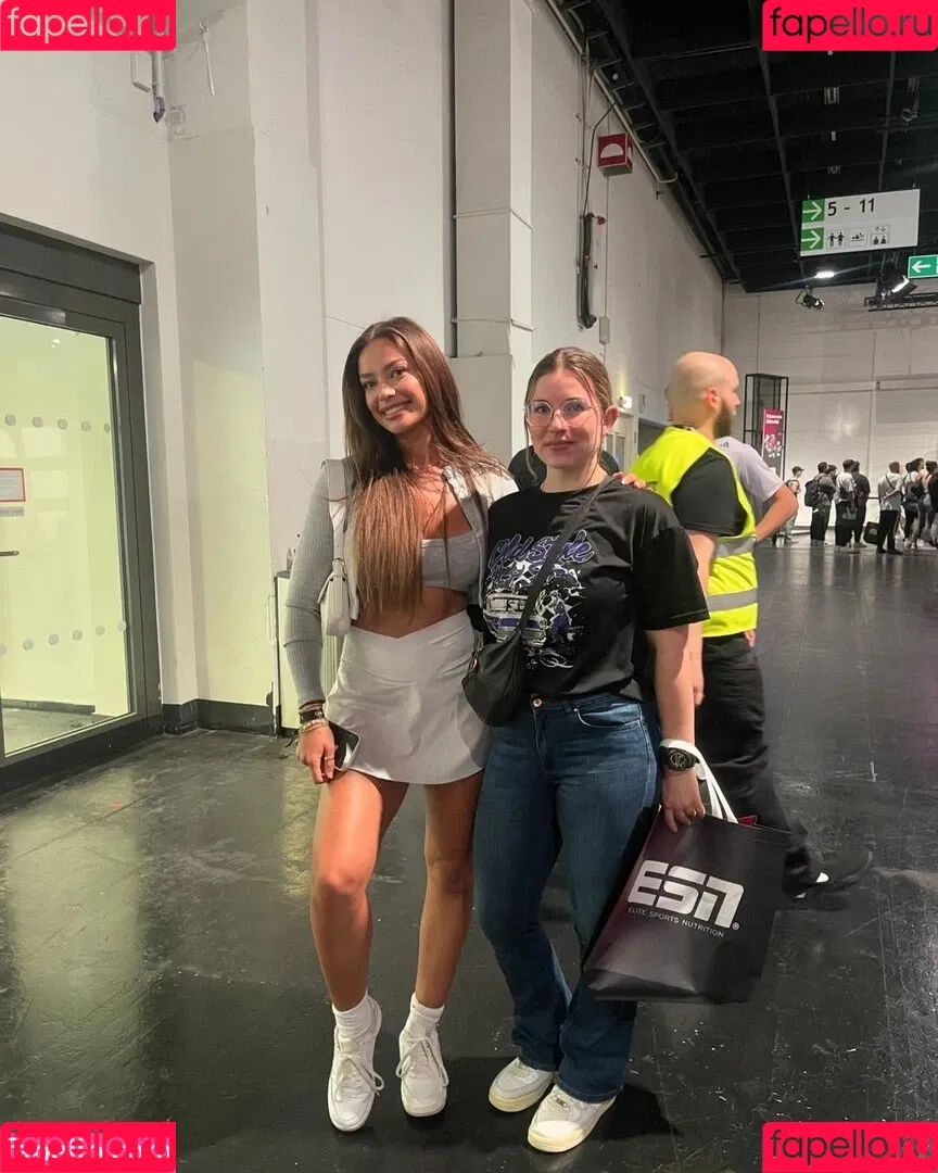 Camilla Nkenke Onlyfans Photo Gallery 
