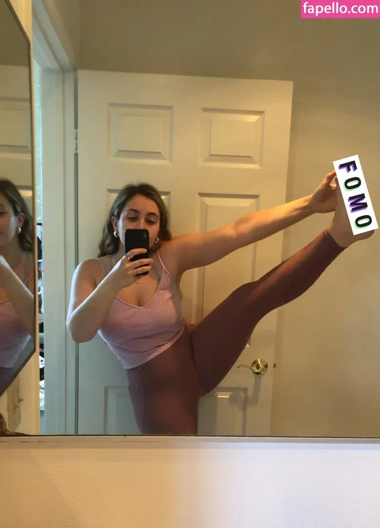 Hellyy_K Onlyfans Photo Gallery 