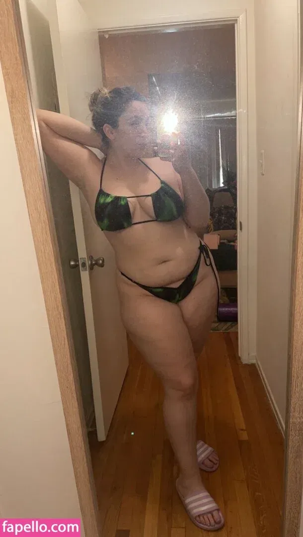 Hellyy_K Onlyfans Photo Gallery 