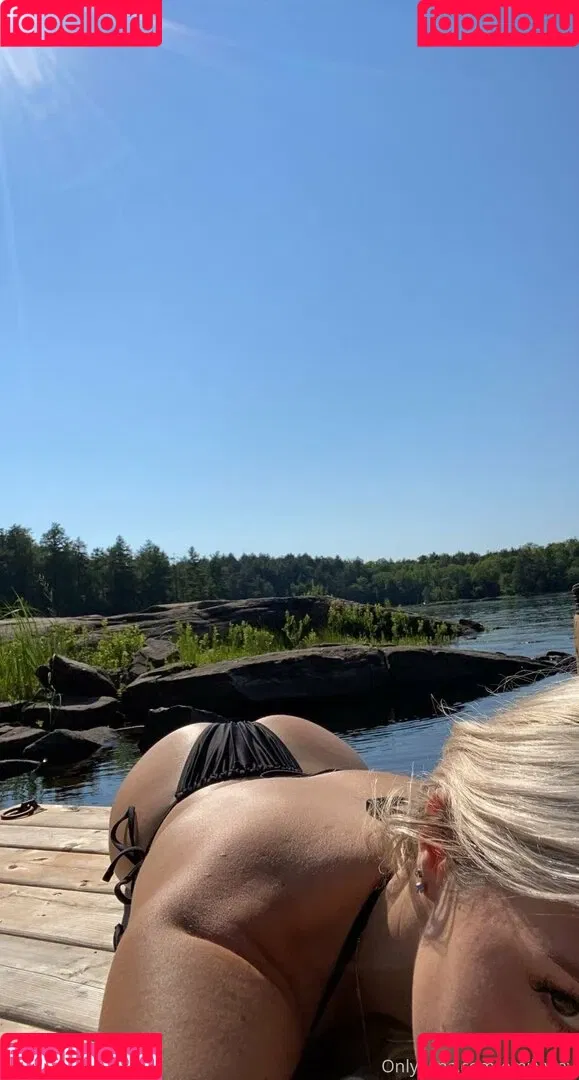 emilyylav Onlyfans Photo Gallery 