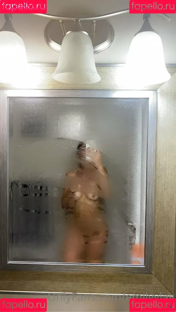 emilyylav Onlyfans Photo Gallery 