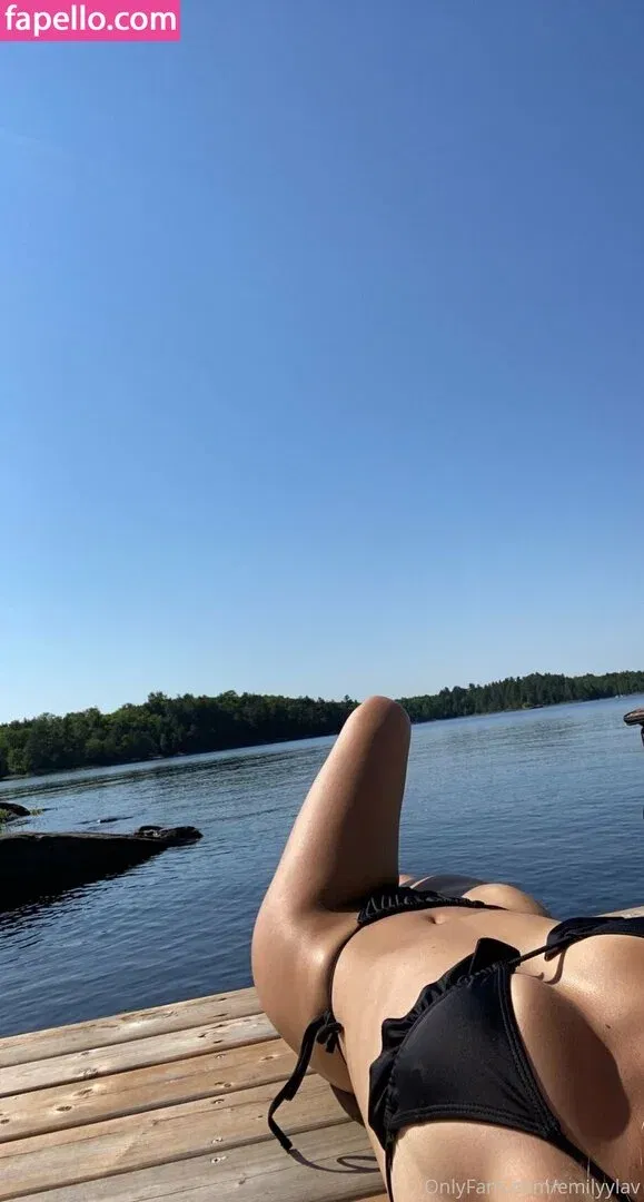 emilyylav Onlyfans Photo Gallery 