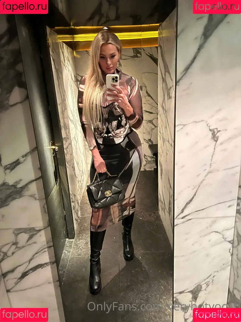 veryhotvocab Onlyfans Photo Gallery 