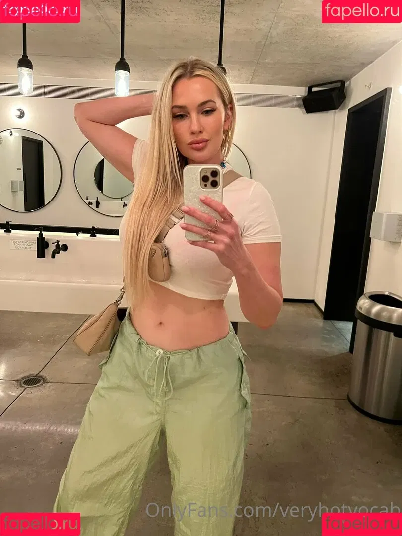 veryhotvocab Onlyfans Photo Gallery 