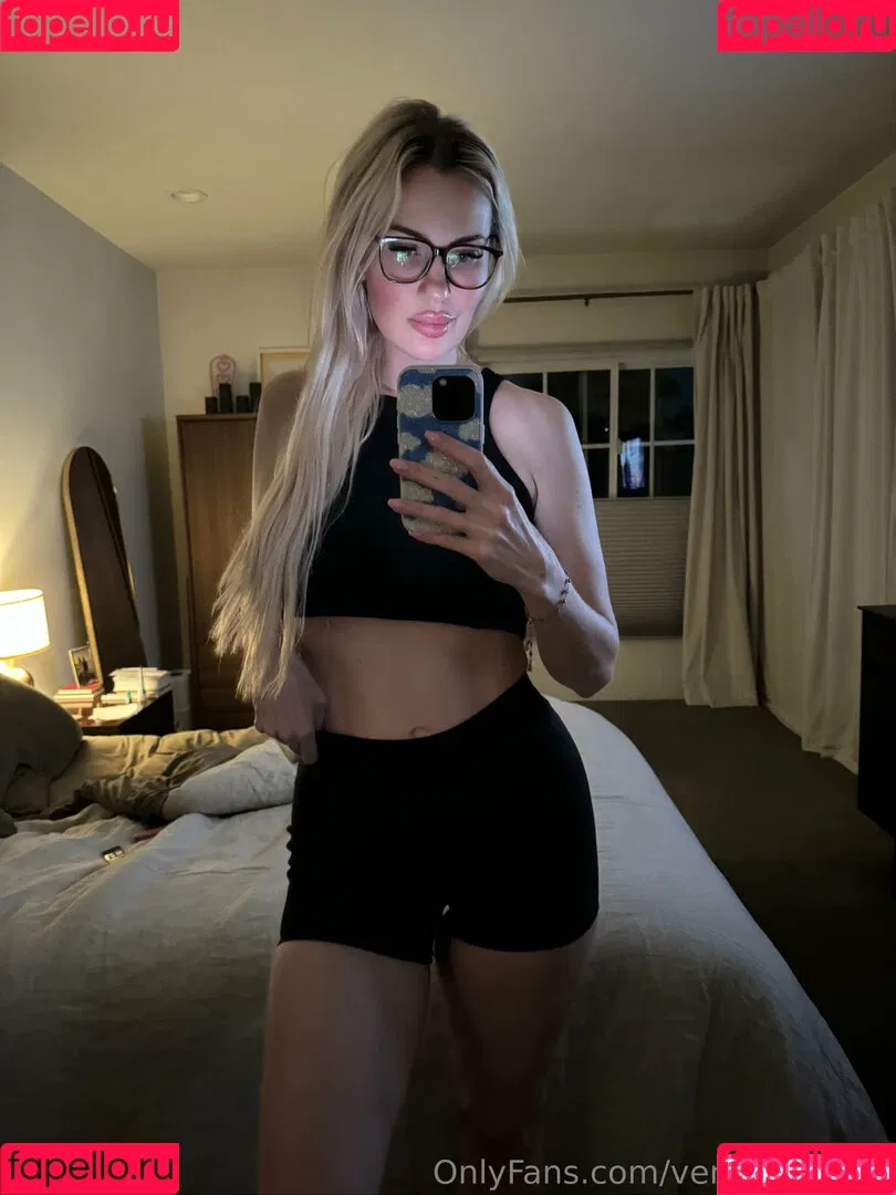 veryhotvocab Onlyfans Photo Gallery 