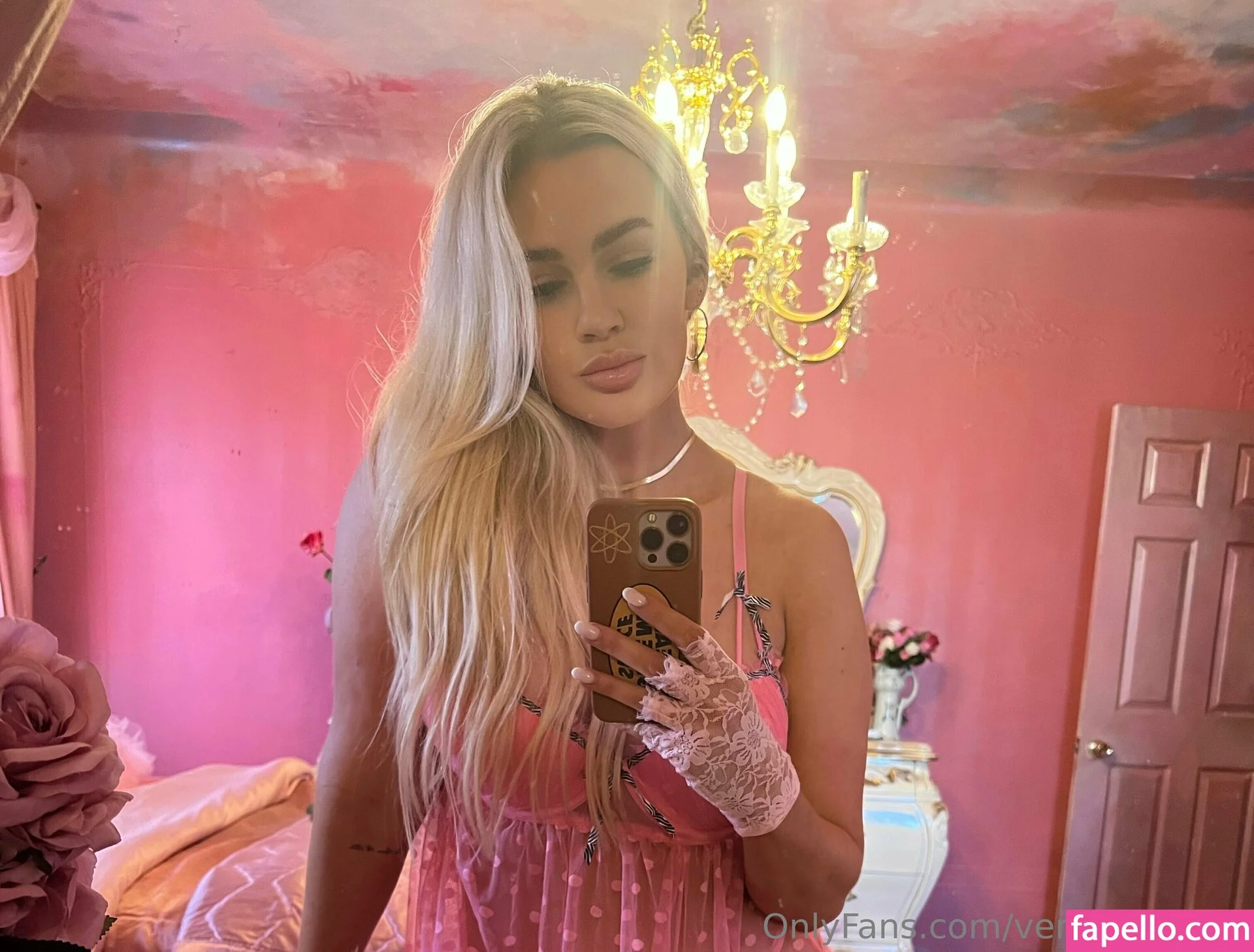 veryhotvocab Onlyfans Photo Gallery 