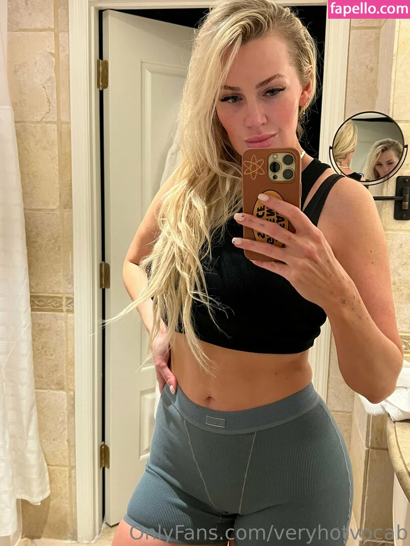 veryhotvocab Onlyfans Photo Gallery 