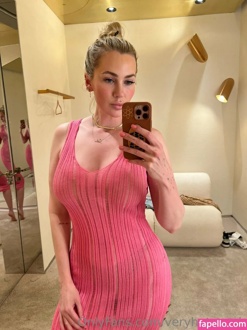 veryhotvocab Onlyfans Photo Gallery 