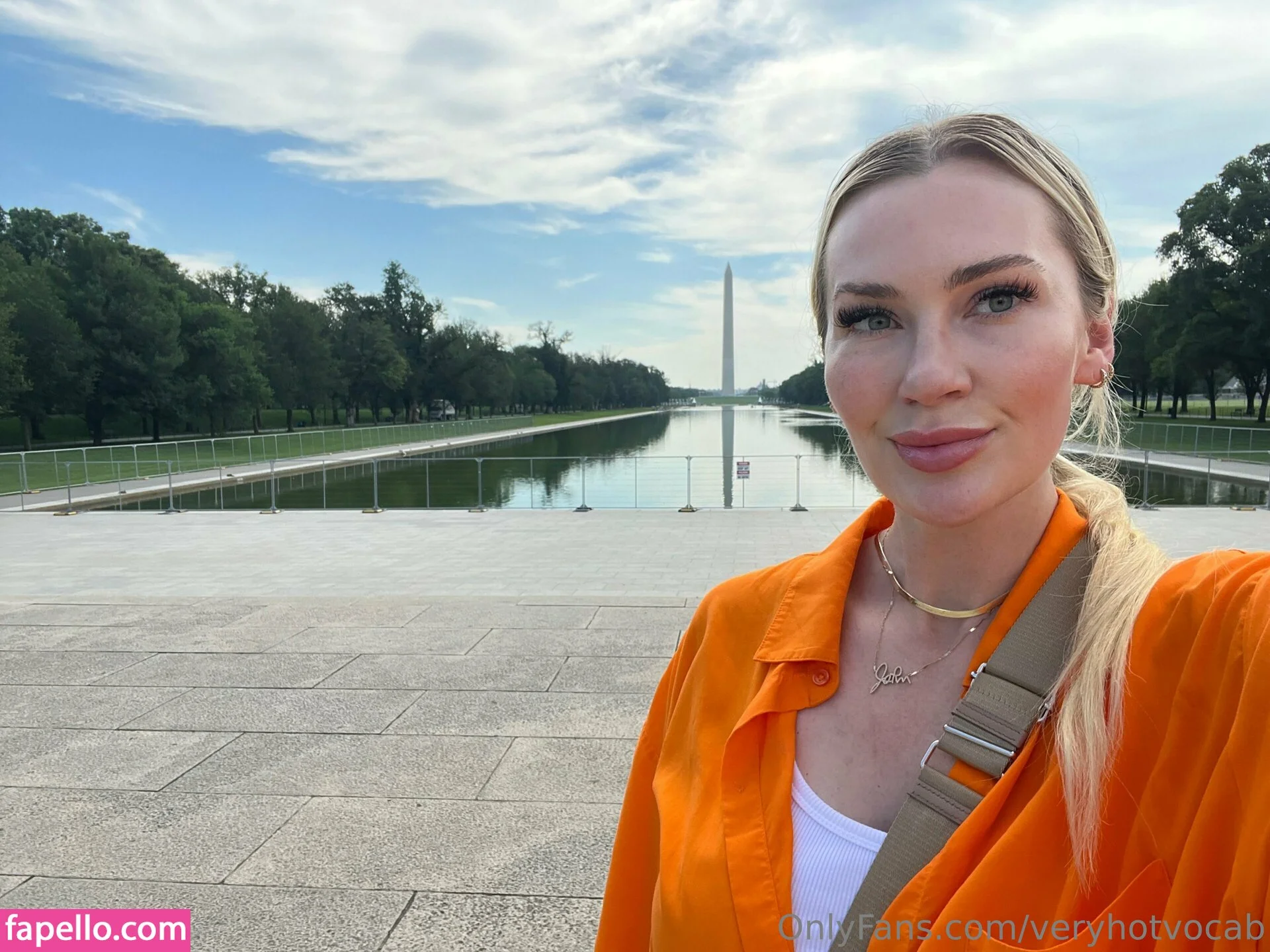 veryhotvocab Onlyfans Photo Gallery 