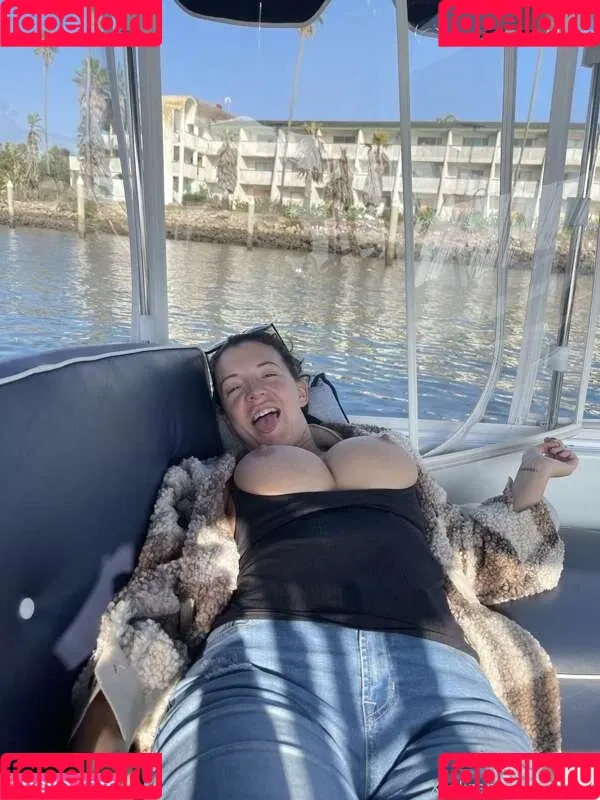 Elizabeth Skylar Onlyfans Photo Gallery 