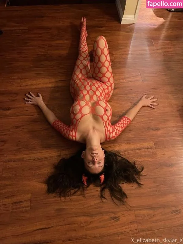 Elizabeth Skylar Onlyfans Photo Gallery 