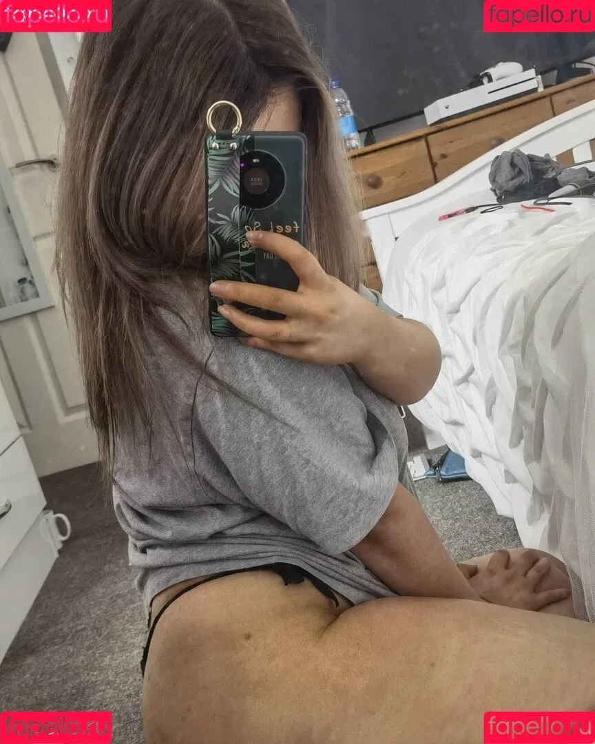 hollykittenn Onlyfans Photo Gallery 