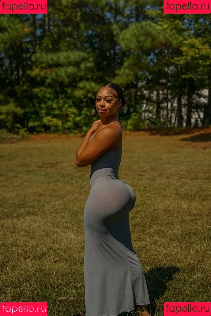 AlmondXMilk Onlyfans Photo Gallery 