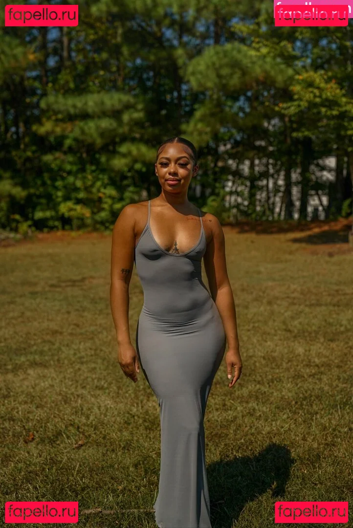 AlmondXMilk Onlyfans Photo Gallery 