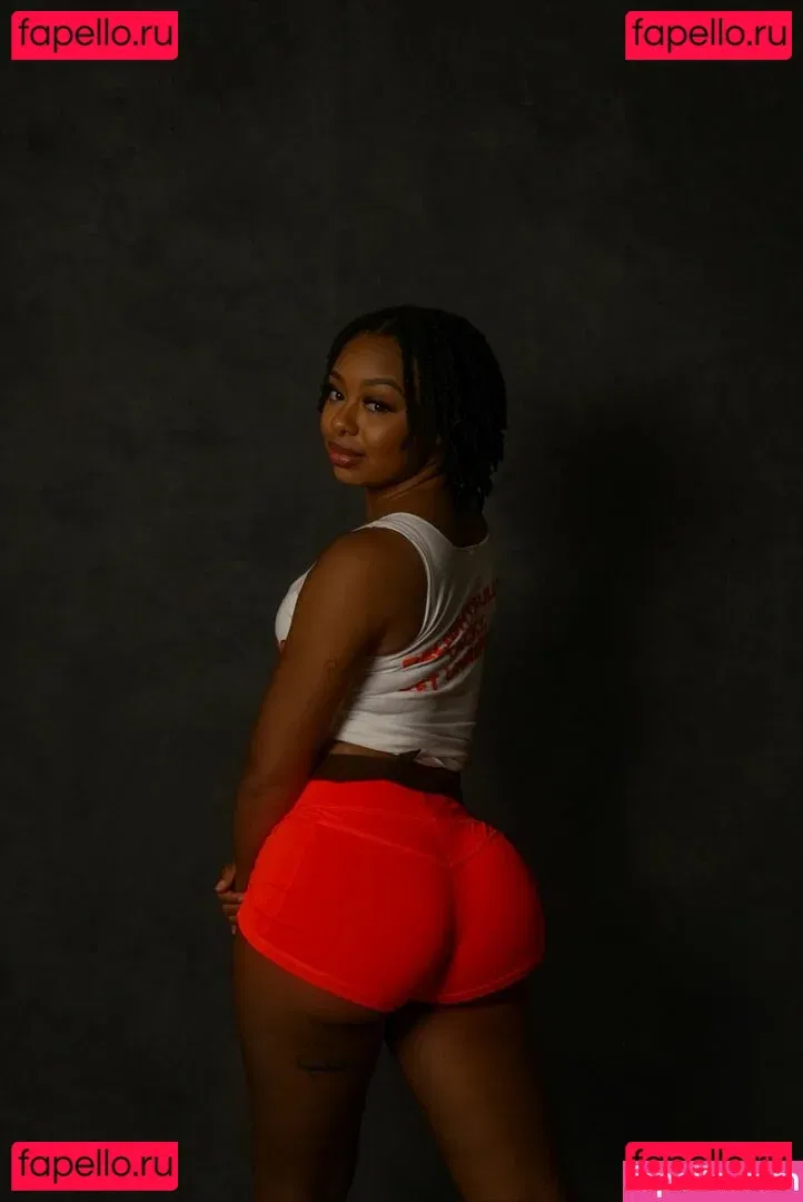 AlmondXMilk Onlyfans Photo Gallery 