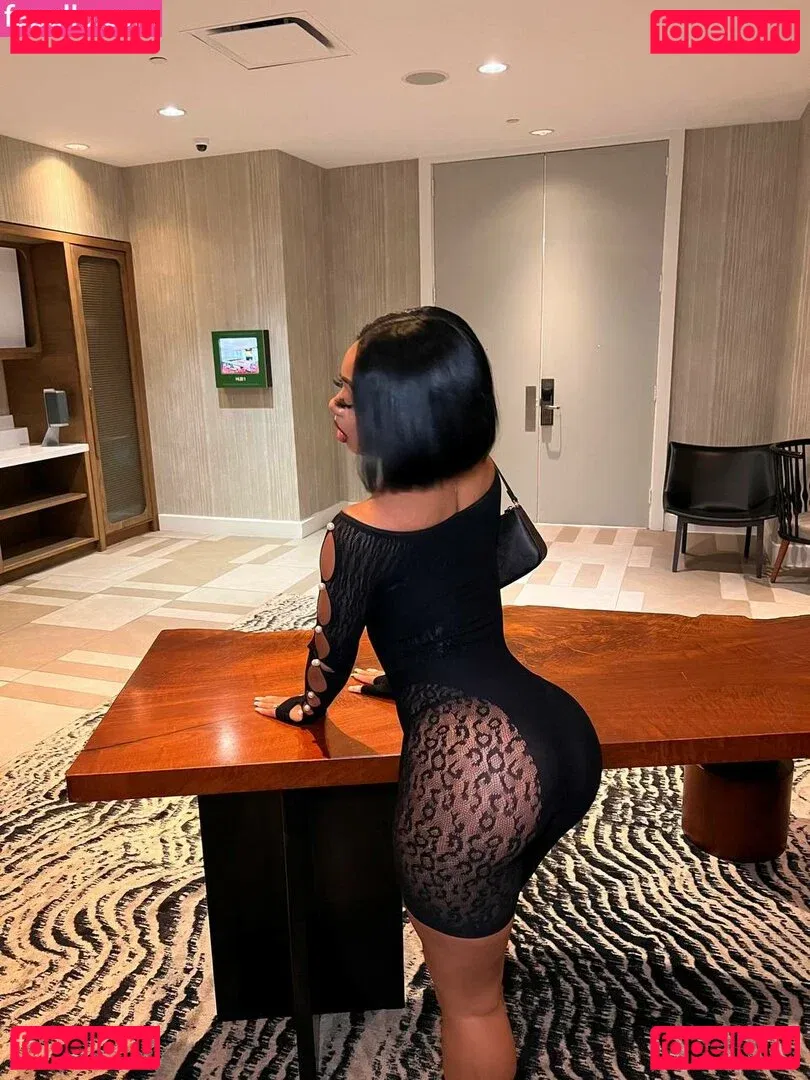 AlmondXMilk Onlyfans Photo Gallery 