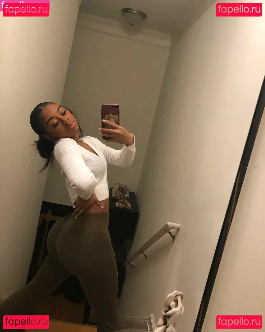 AlmondXMilk Onlyfans Photo Gallery 