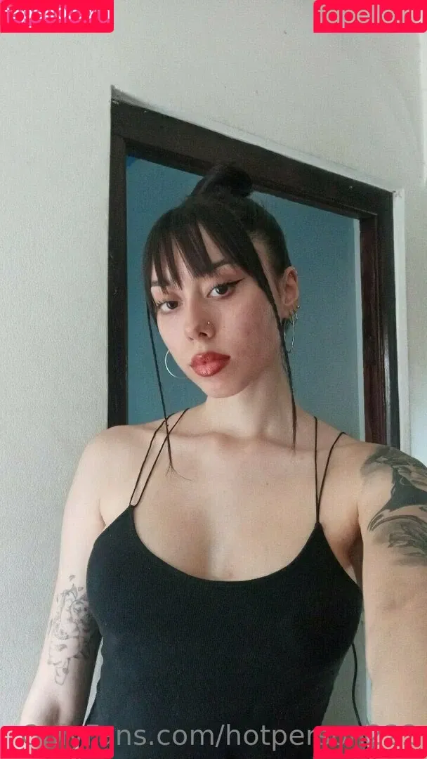 hotperson222 Onlyfans Photo Gallery 