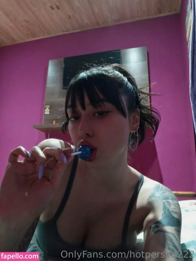 hotperson222 Onlyfans Photo Gallery 