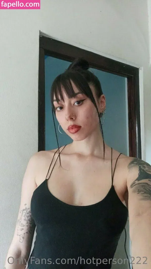 hotperson222 Onlyfans Photo Gallery 